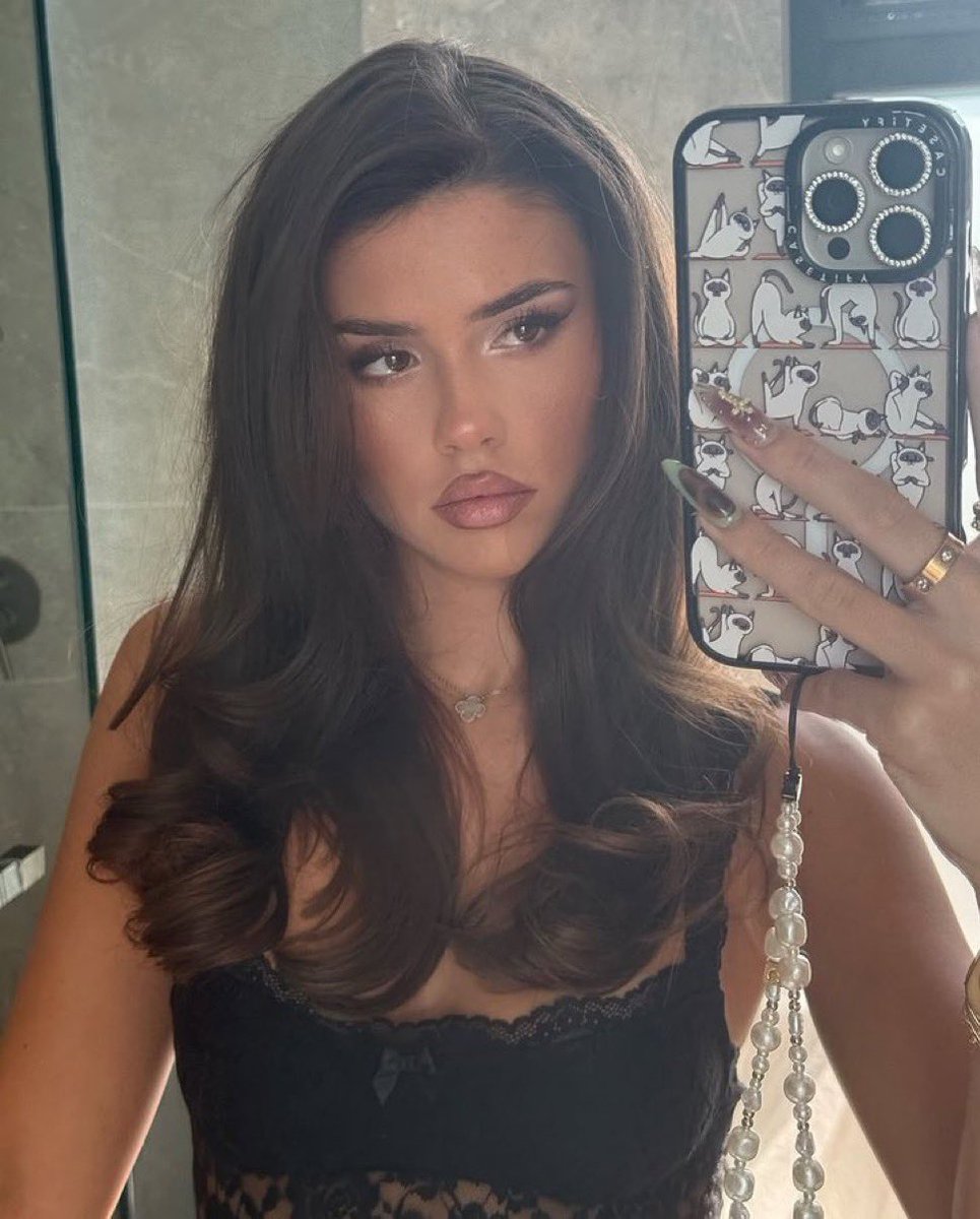 Catfish Queen tweet media