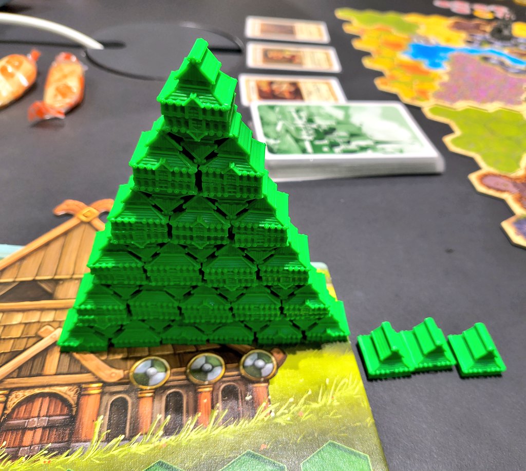 【ボドゲコラム#1】
「手癖」
未使用資材とか積めるか試したくなる時があります。キレイに積める程気持ちいい:)
ダウンタイム長めの時やりがちです。