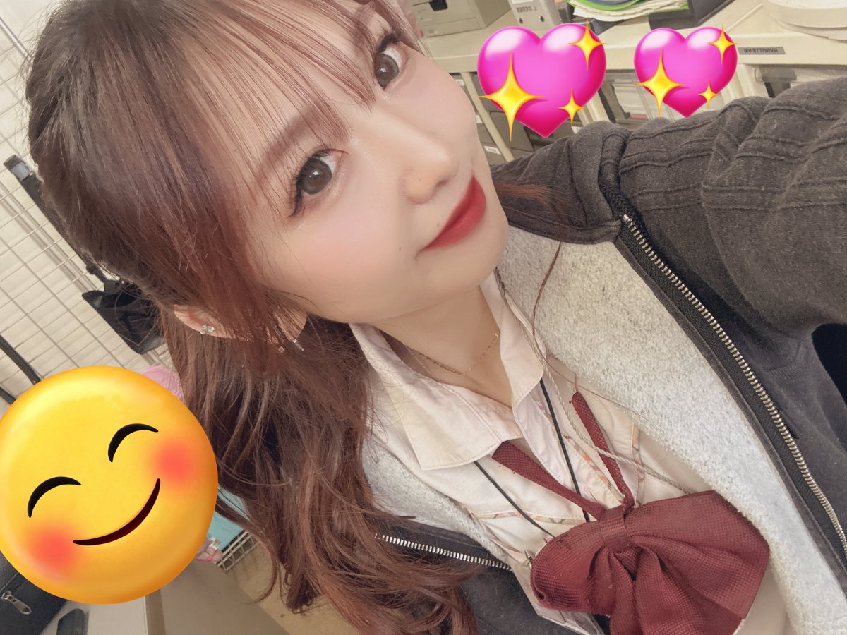 おつぴー✌︎('ω')✌︎ 連勤終了しました☑️🙋‍♀️✨ お疲れ様(*ﾟ▽ﾟ