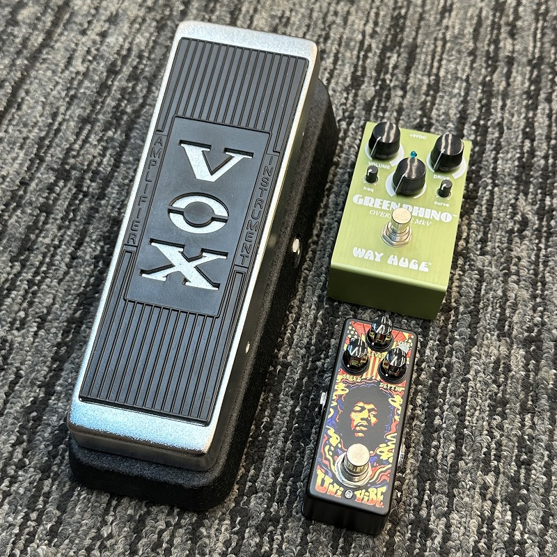 中古館です。 本日もエフェクターの買取お持ち込みありがとうござい