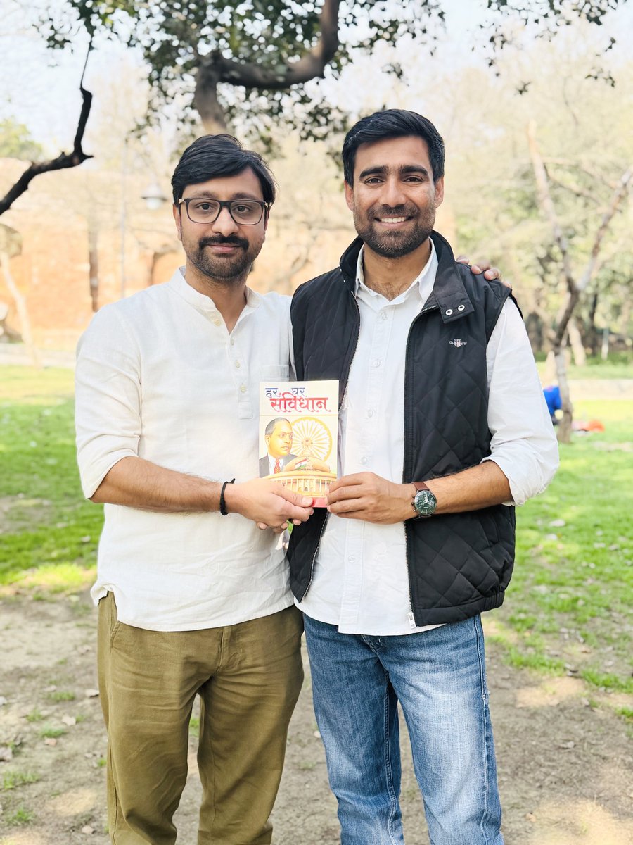 नई जिम्मेदारी मिलने पर AICC Coordinator एवं NSUI के सह-प्रभारी बड़े भाई अंशुल त्रिवेदी जी से मुलाकात कर धन्यवाद ज्ञापित किया ।
<a href="/anshultrivedi47/">Anshul Trivedi</a>