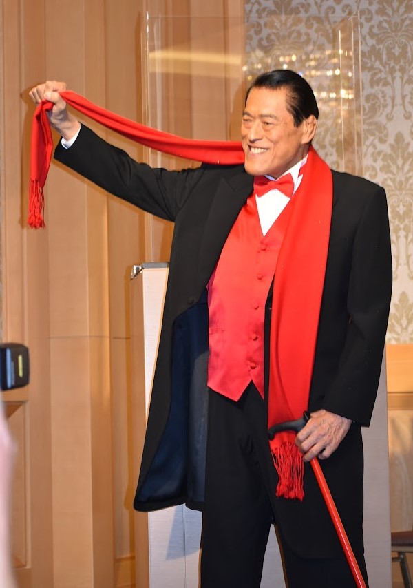 ProresuToday's tweet image. 本日2月20日はアントニオ猪木さんの誕生日です。
いつまでも“燃える闘魂”の輝きを忘れません！

『闘魂よ、永遠なれ！』 アントニオ猪木が遺した燃える遺伝子と無限の格闘ロマン
proresu-today.com/archives/27360…