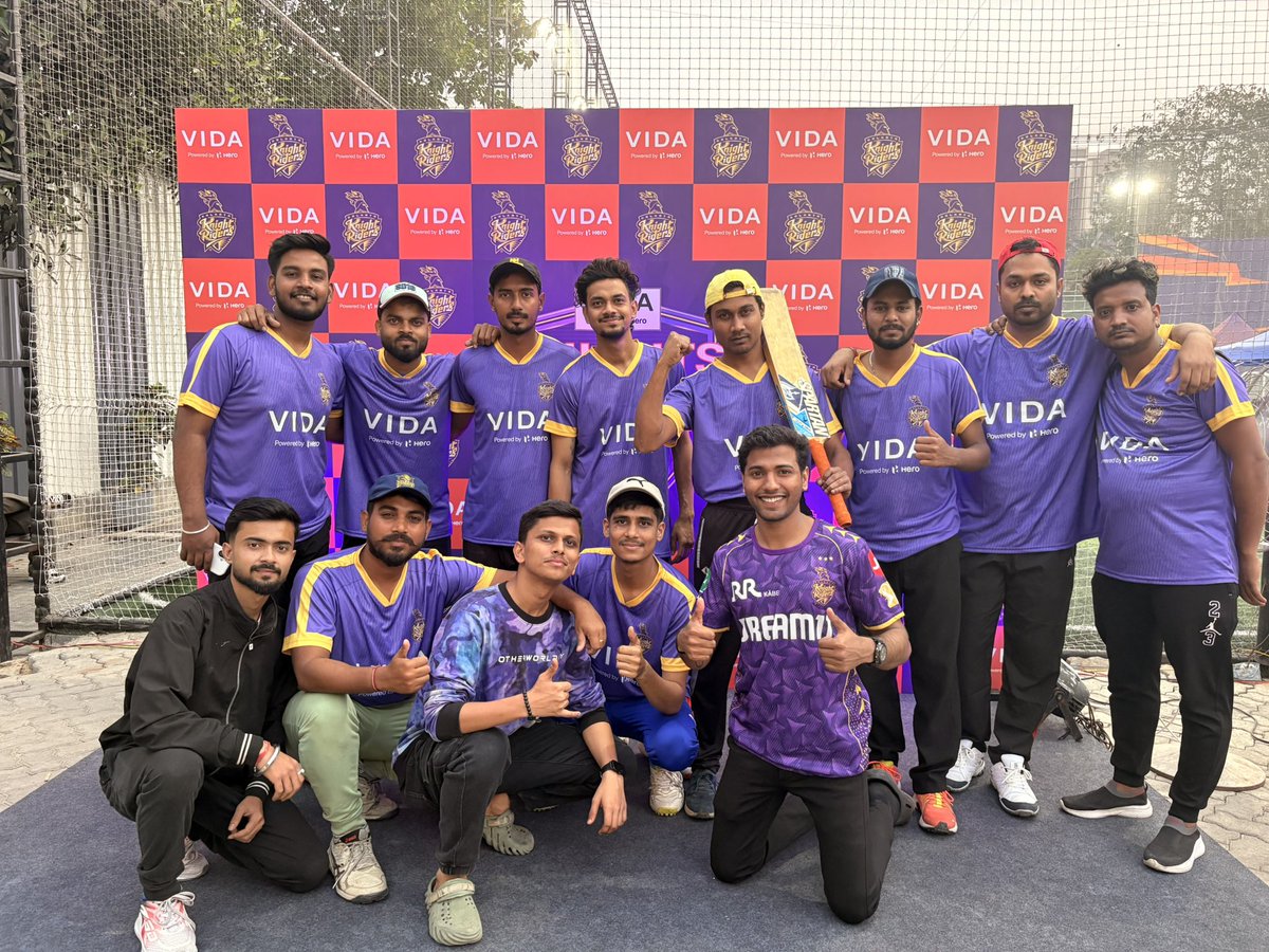 CFCKnightRiders's tweet photo. Back-to-back victories. 💜🏏

Two games. Two wins. One mission.

CKR is rising. Playoffs, here we come 👊🏻

#KKRBoxCricket @KKRiders @bindadey @BeAKnightRider @VidaDotWorld https://t.co/0kcDTxwgQ2