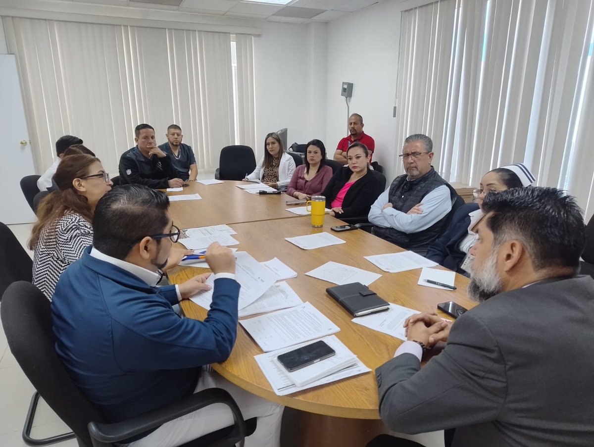 Con éxito, se llevó a cabo la sesión del Comité de Calidad y Seguridad del Paciente en el Hospital General de Lerdo, donde se toman decisiones para buscar áreas de oportunidad y continuar con atención de calidad y seguridad para nuestros usuarios.