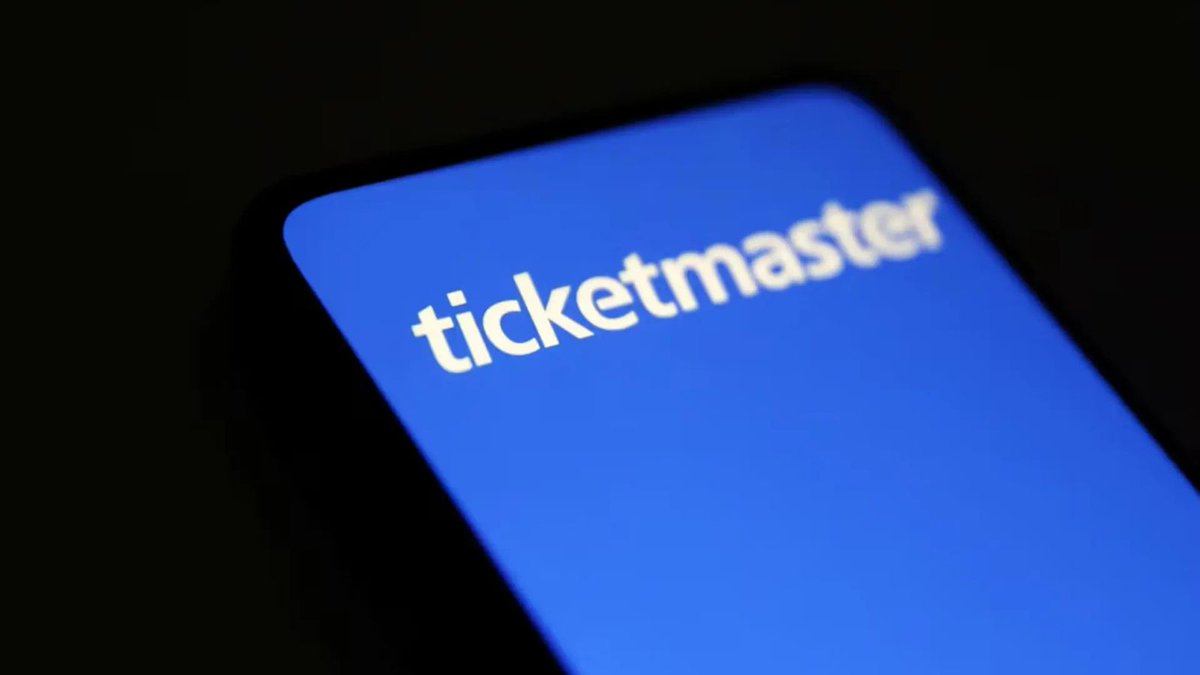 Ya es oficial, <a href="/Ticketmaster_Me/">Ticketmaster México</a> tendrá que seguir nuevas reglas de <a href="/Profeco/">Profeco</a> para eventos con más de 20,000 asistentes: 

-Informar de forma clara por lo menos 24 hrs antes de la  1ra venta de boletos.
-Publicar el mapa con secciones y asientos disponibles. 
-Dar el precio total