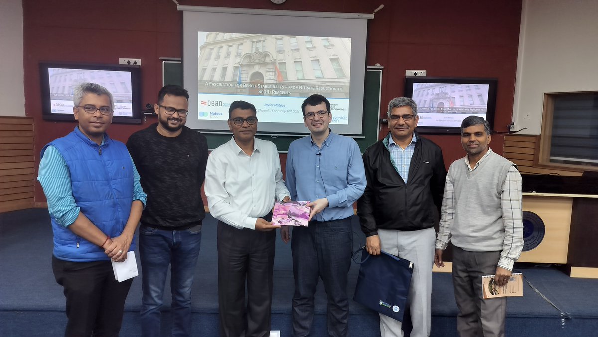 chm_iiserb's tweet photo. It was a great pleasure to host Prof. Javier Mateos, University of Vienna, Austria and listen to his exciting talk on "A Fascination for Bench-Stable Salts – from Nitrate Reduction to Se(III) Reagents" 
@chm_iiserb @iiserbhopal https://t.co/jX9haHe047