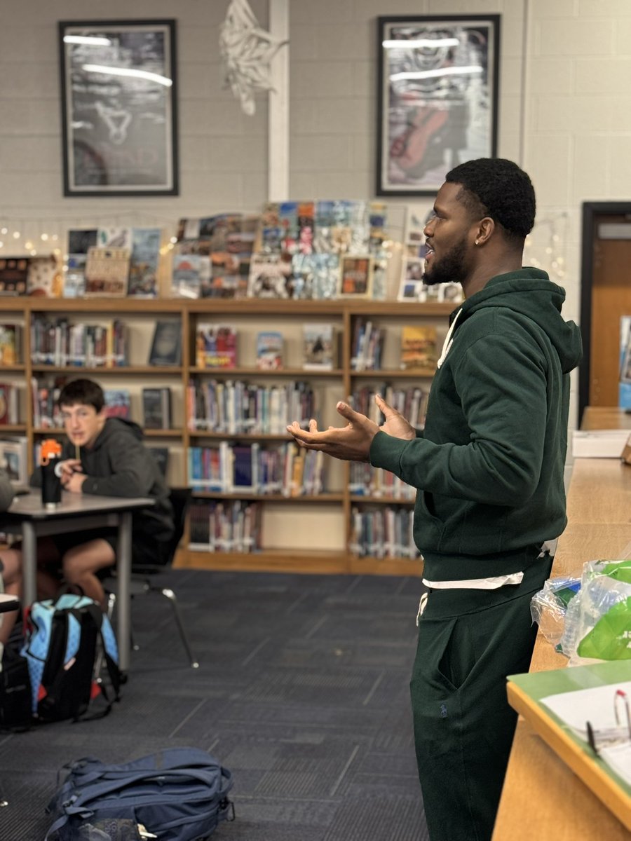 ClifMarshall's tweet photo. NFL Draft prospect Elijah Tau-Tolliver from Michigan State Spartans football up early on a Friday morning - not for a workout, not for a meeting with scouts - but to share his testimony to more than 70 middle schoolers in Nashville.

That’s what it means to see beyond yourself and the moment. Proud of Elijah for stewarding his platform the right way - investing in the next generation and boldly letting his light shine for Jesus Christ.

To God be the glory. 

#PurposeDrivenAthlete