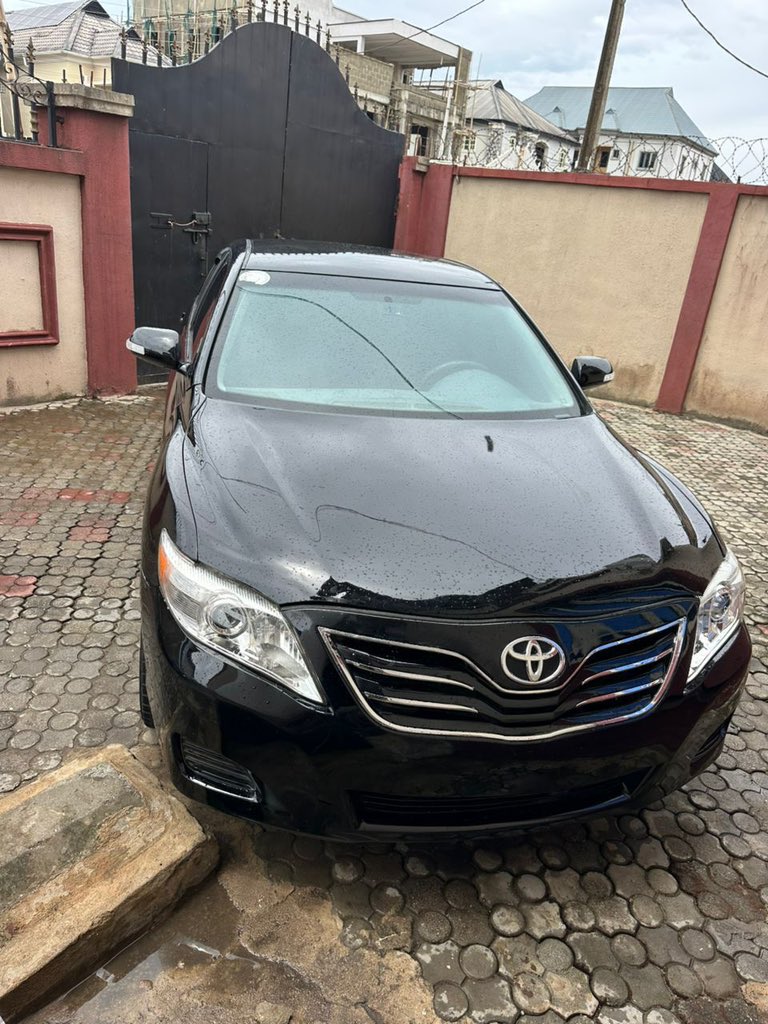 XcessCars's tweet photo. DISTRESS DEAL!!!!🤝 🤝 

 *Neat 2008 TOYOTA CAMRY LE* 

Engine 💯 
Gear 💯 
AC 💯
Interior 💯
Leather 🪑 
First USER 
First BODY
New Lights 
ALLOWRYMEZ 💯 
Papers 📜 Complete ✅ 
EVERYTHING PERFECT ✅ 

 *Prize: 6m last last* 
SETTLEment: *200k* 
Location: AGO Palace https://t.co/5v9z5vrj96