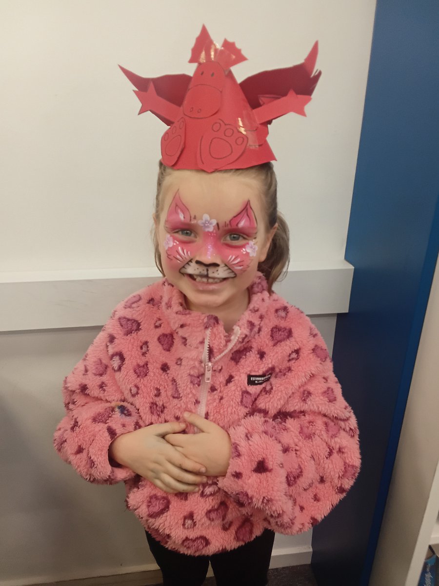 Ystrad Mynach Lib tweet media