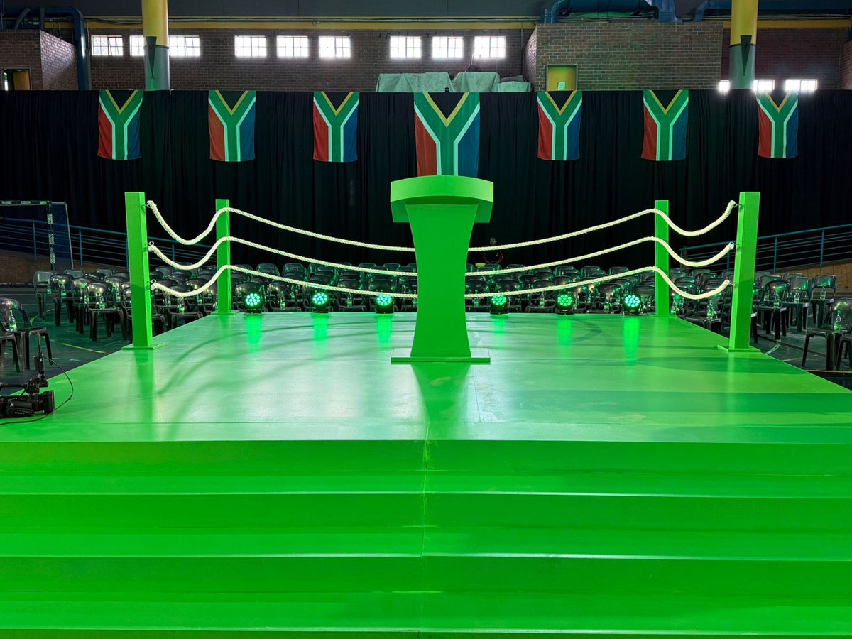 Funzi Ngobeni tweet media