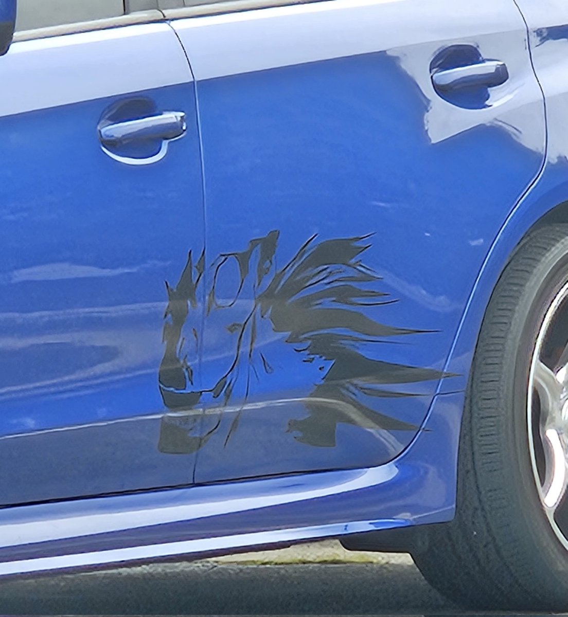 DefcatMTG's tweet photo. For those of you in the know, I recently leased a new office for DefCat Productions.

The office next door has someone working at it with a sick Ryuk badge, gotta find my fellow weeb! https://t.co/QUkbwGA9n1