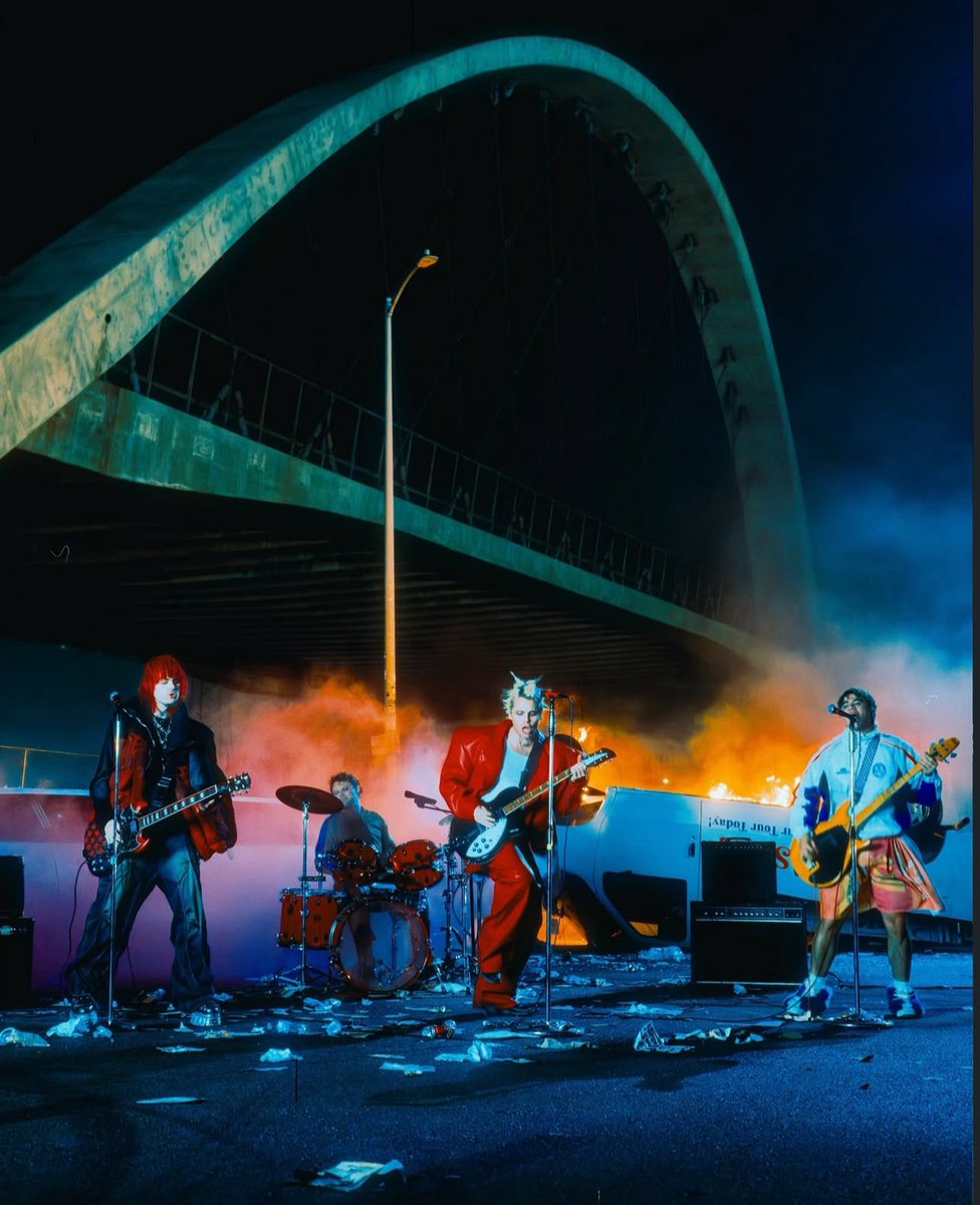 5SOSDigest's tweet photo. The music video for NOT OK has been nominated for TWO Hollywood Music Video Awards in the best Rock and Editing categories!! Congratulations, @5SOS! ❤️‍🔥🤩 https://t.co/JwqDYx7vrs