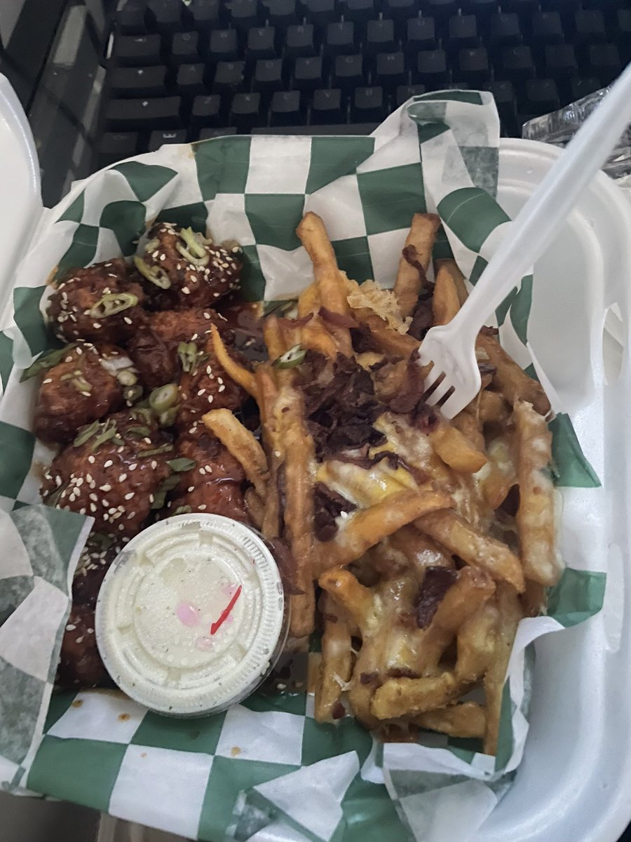 Pendding tweet media