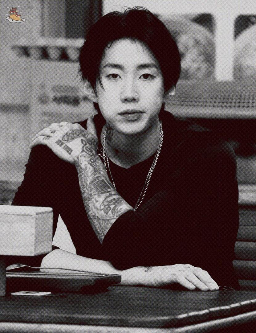 SOC-IE 💛 ˚☽˚.⋆ tweet media