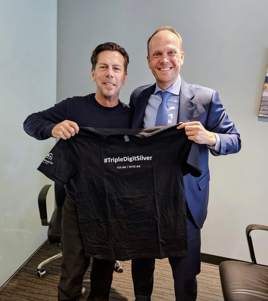 Ronnie Stoeferle tweet media