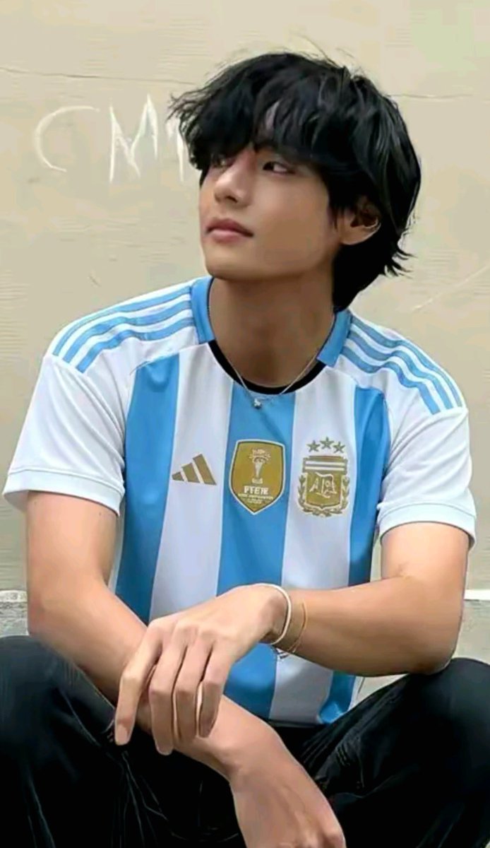 Store2039 tweet media