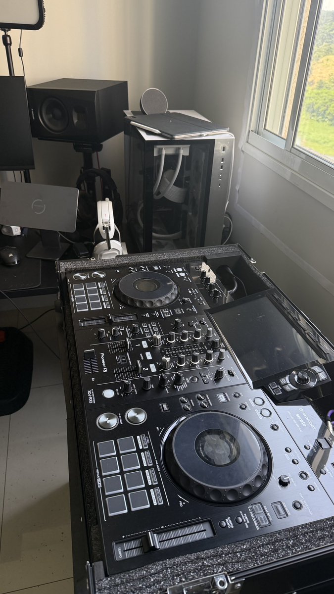 Gabriel Packer → 👁️ visorfinance.app tweet media