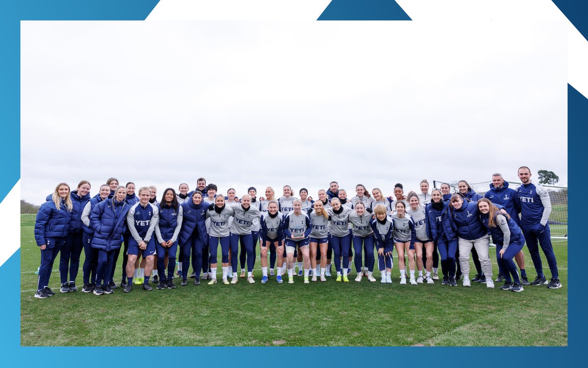 LMA_Managers's tweet photo. Martin Ho and @SpursWomen have won this week’s Everest Women’s Performance of the Week Award following their 7-3 victory away at Aston Villa last weekend. Congratulations, Martin! 🏆 https://t.co/IRYKkzjkVh