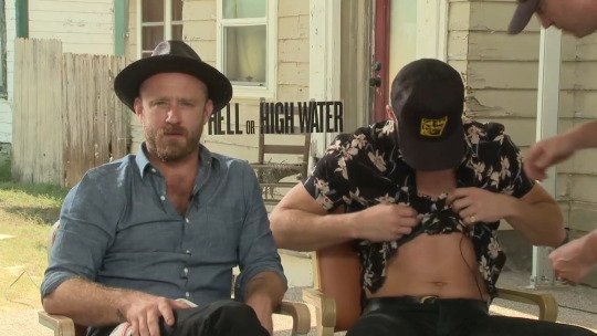 ChrisPine Pic&Gif tweet media