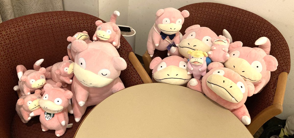 みんなで初旅行やぁーーーん✨ 宿泊先に着くまでみんな自由すぎて大変