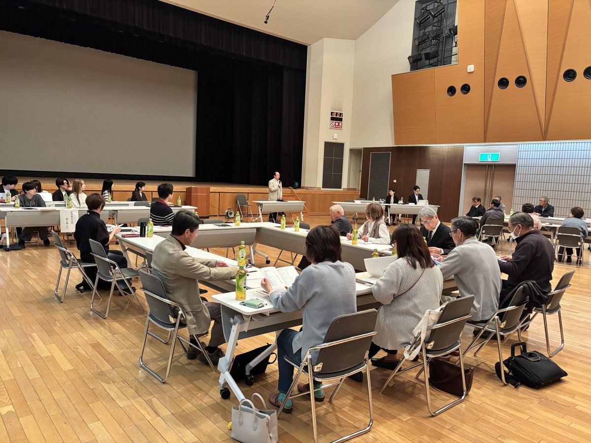 kwyn0313's tweet photo. 【記録用】
10/18 滝沢市自治会連合会役員研修でお話。

学生×自治会で地域活動を意見交換。
価値観も考え方も多様な中で一律的な正解なんてありませんが、最終的にはいかに「肩書き」を外して一人ひとりと向き合えるかだと思った日でした。 https://t.co/UoiYP3JYNm