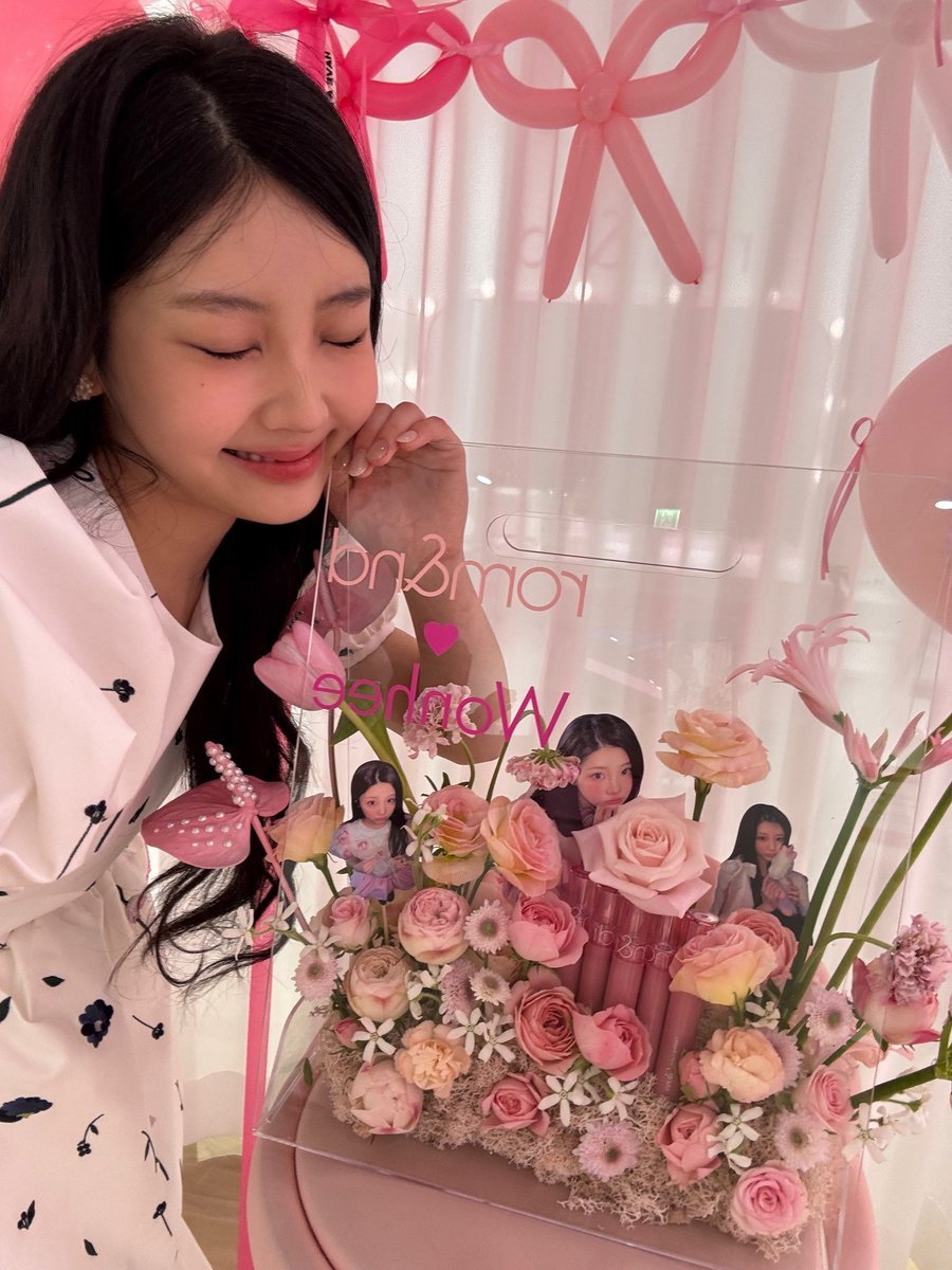 ILLIT WEVERSE tweet media