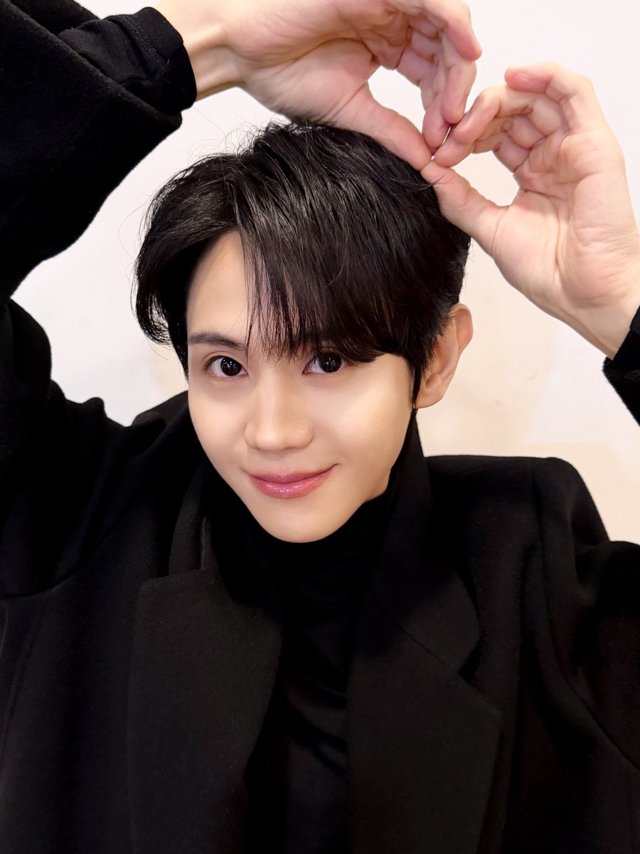 하이라이트(HIGHLIGHT) tweet media