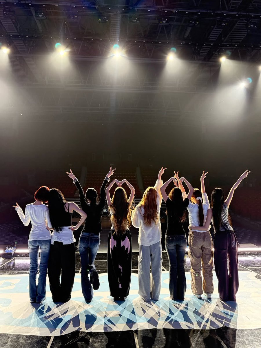 from debut showcase to first fan meeting 🥹