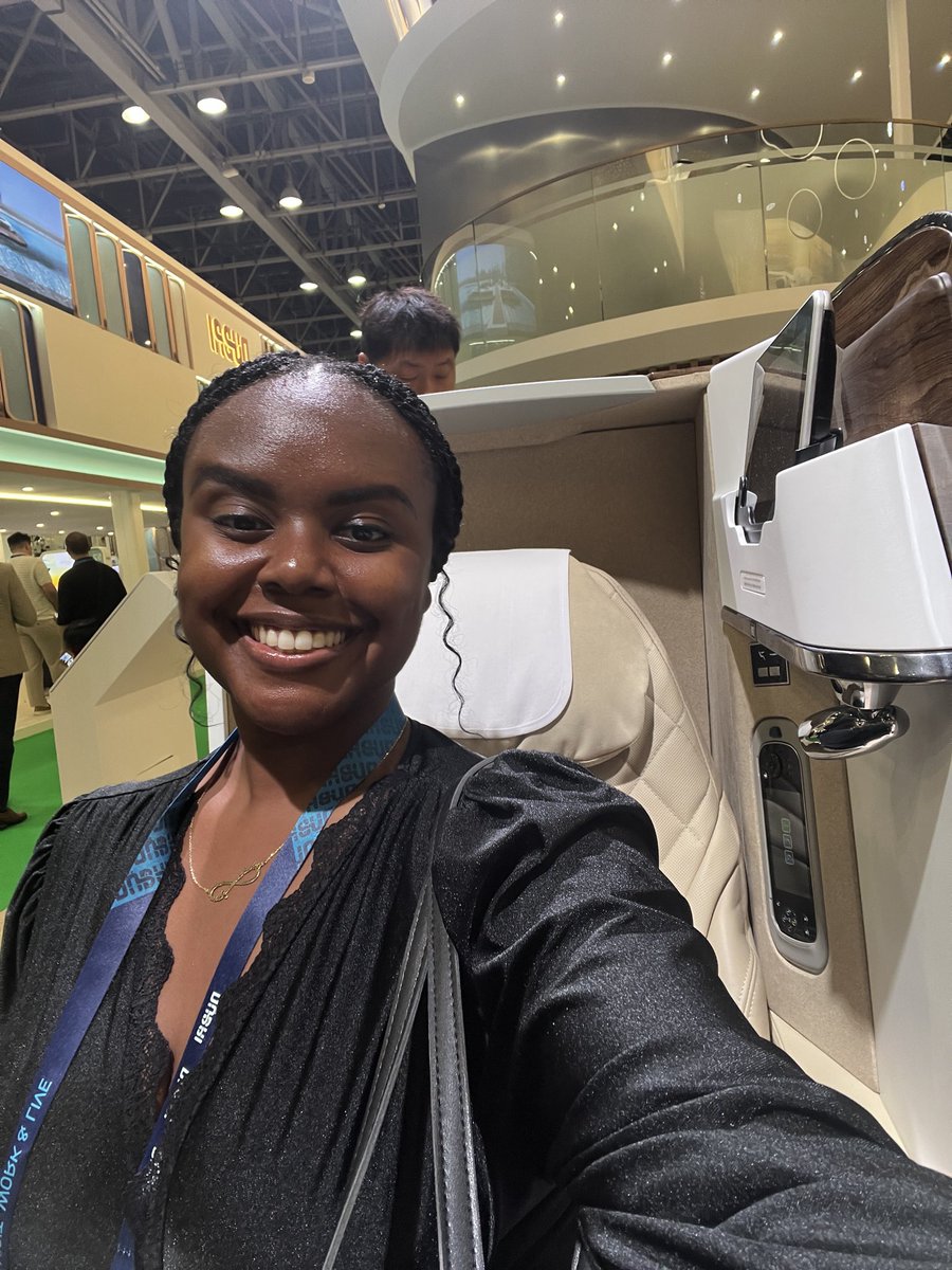 Christina | Travel Blogger ✨ tweet media