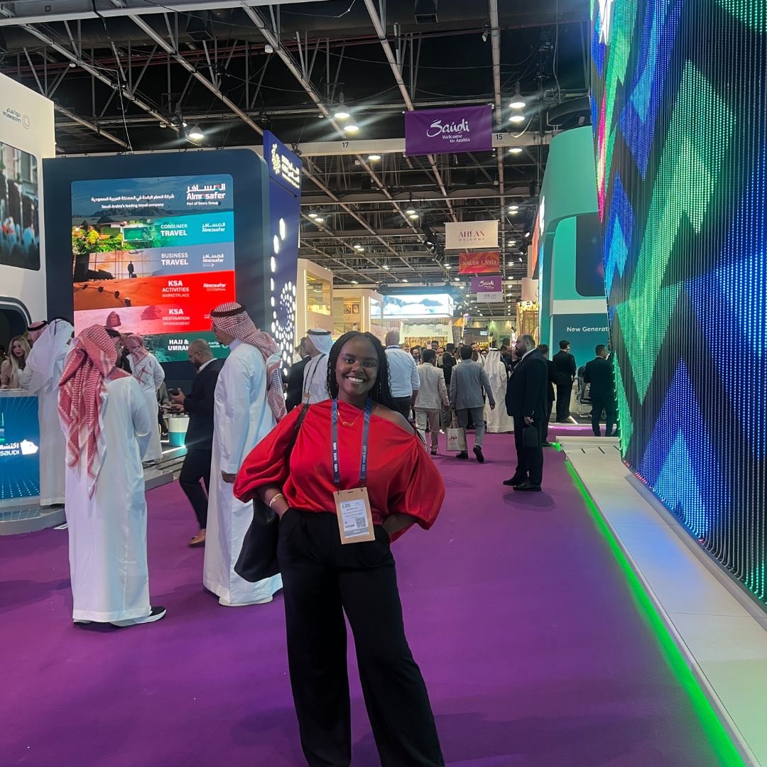 Christina | Travel Blogger ✨ tweet media