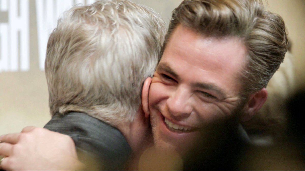 ChrisPine Pic&Gif tweet media