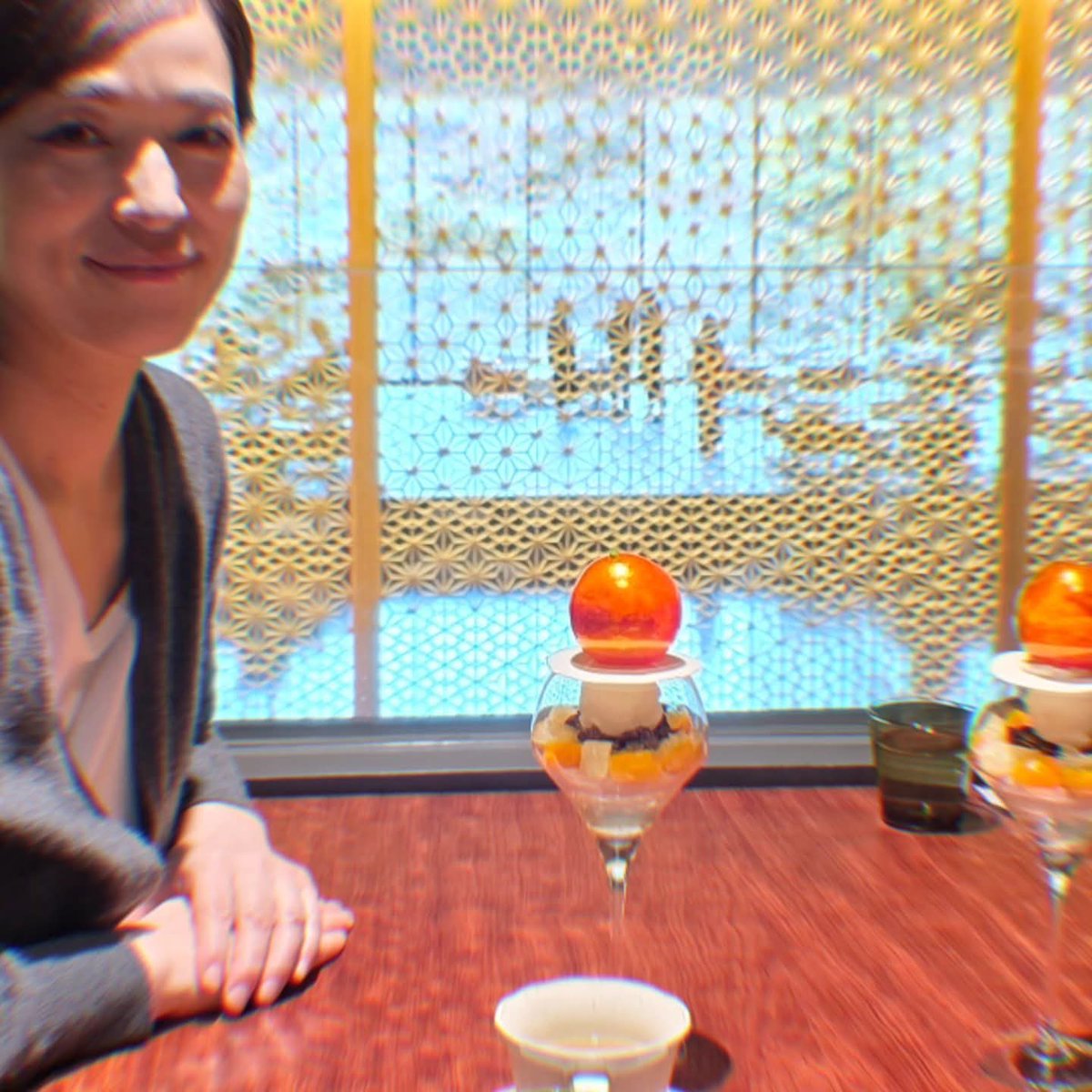 八芳園に行きました！なんと素敵な広々とした高級感…
パフェが繊細なお味で美味しい～と何度も感嘆。
#八芳園