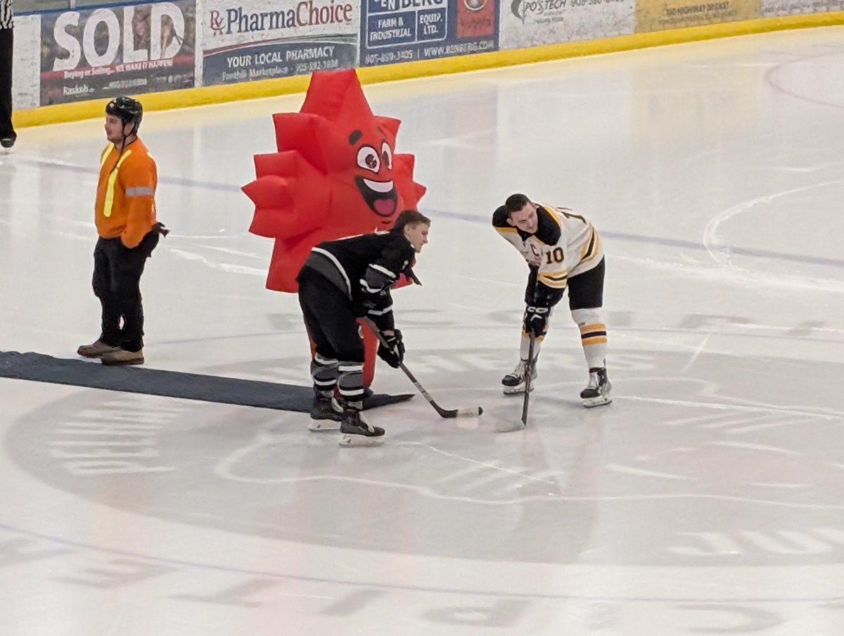 LibTaxNiagara's tweet photo. Liberty Tax Fonthill proudly supports the Pelham Panthers! 🏒 Join us in celebrating local sports. Your Local Tax Experts. Visit Unit B5-160 Hwy 20 El. Book an appointment today. #LibertyTax #TaxPrep #LocalTaxExperts #PelhamPanthers https://t.co/rhEkYqm0WL