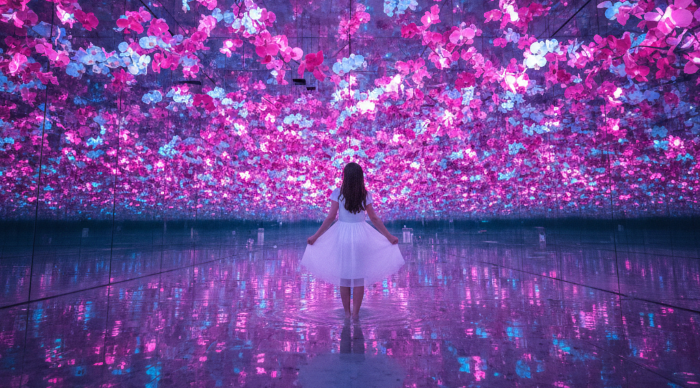 NamePearls's tweet photo. The Viral Attraction!
Is it even a trip to #Tokyo if you didn't go to #teamLabPlanets ? 🌸
Walking thru water and floating in a garden of orchids is a core memory unlocked. Grab the "Skip-the-Line" pass on Pelago so you don't waste 2 hrs in a queue!
Book: https://t.co/t5YyUrprEr https://t.co/kHPI5C0q5e