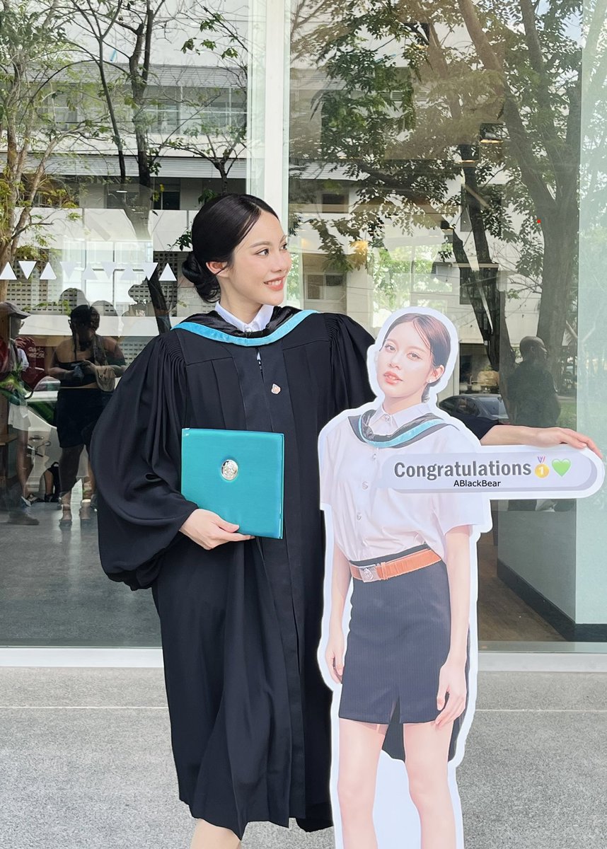 Ablack Bear tweet media