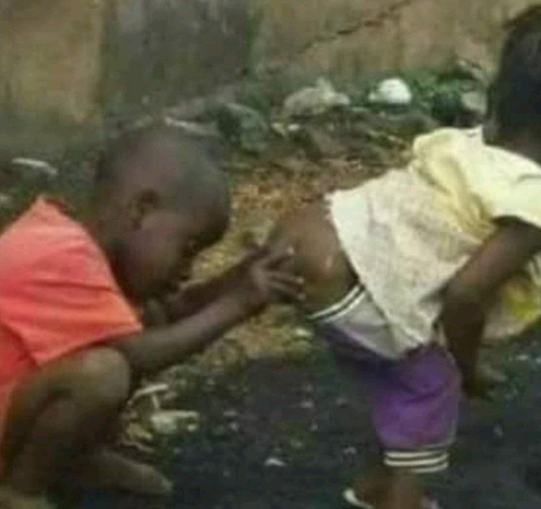 Siah to mkenya daima later at night🤓