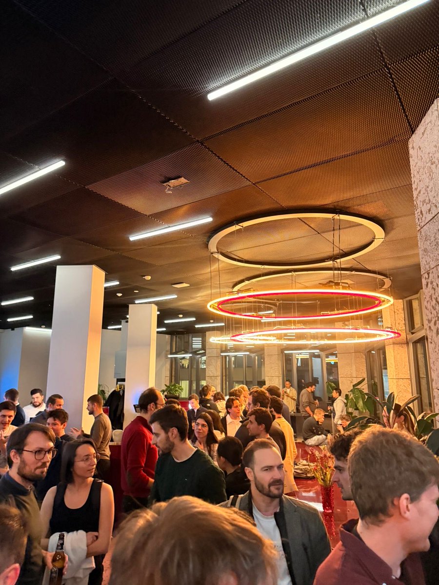 Klajd Lika` tweet media