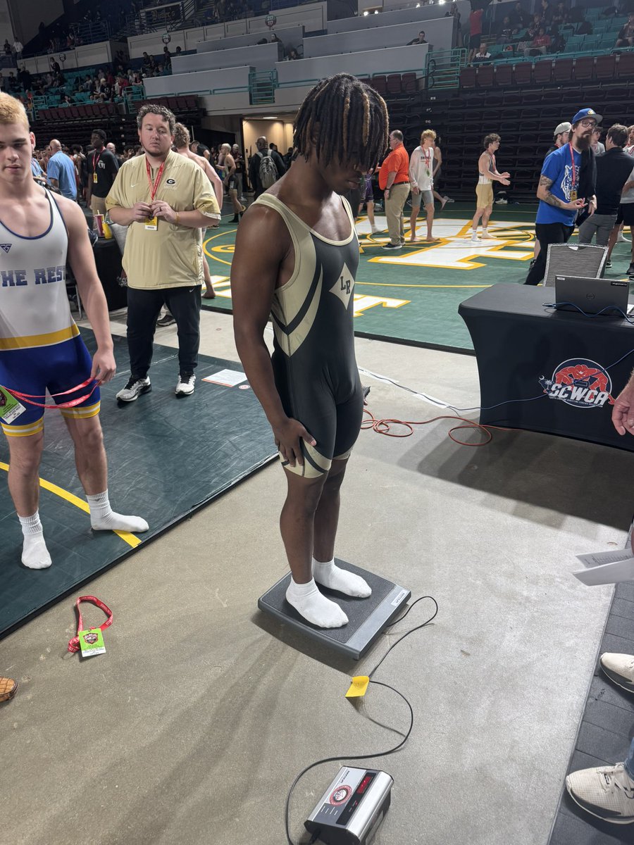 wrestlingLR's tweet photo. Weight Made ! Wrestle time begins 10:30 #TenaciousAnimals https://t.co/H9ZwpVpOaB