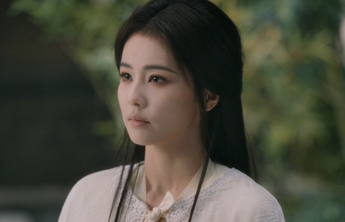 women in male dominated fields. choosing revenge over love, and we love her for this #UnveilJadewind