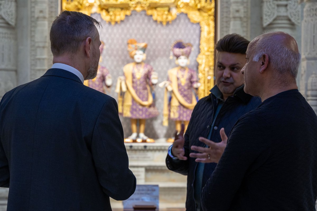 Neasden Temple tweet media