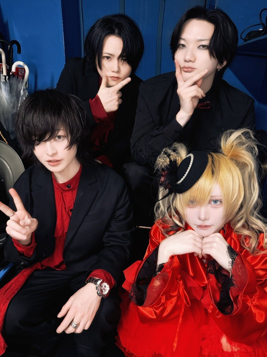 ポーズ揃えさせて？？？？