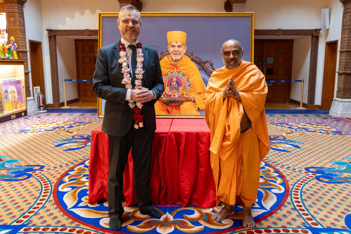 Neasden Temple tweet media