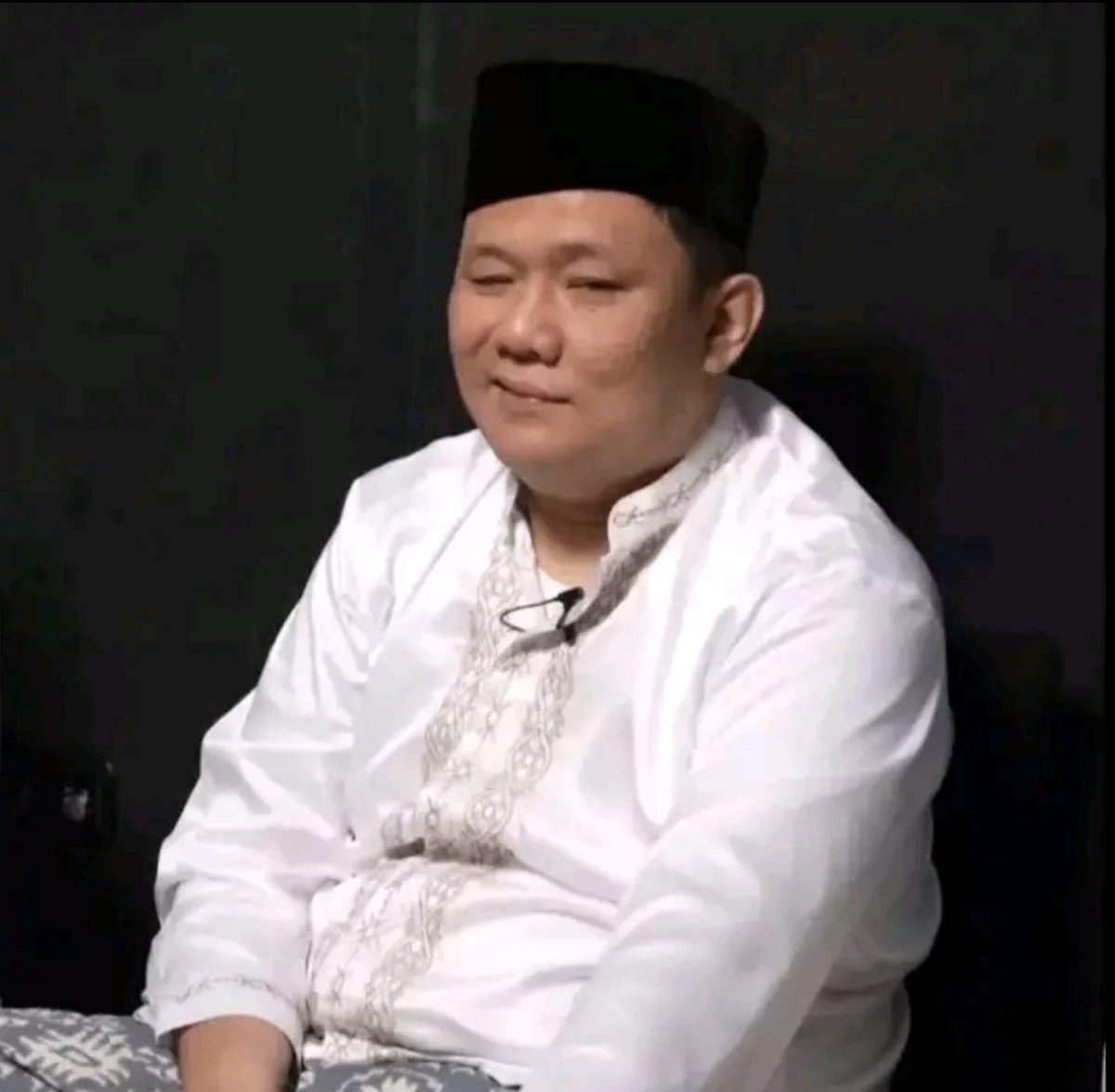 無 (@smekdoncat) on Twitter photo 