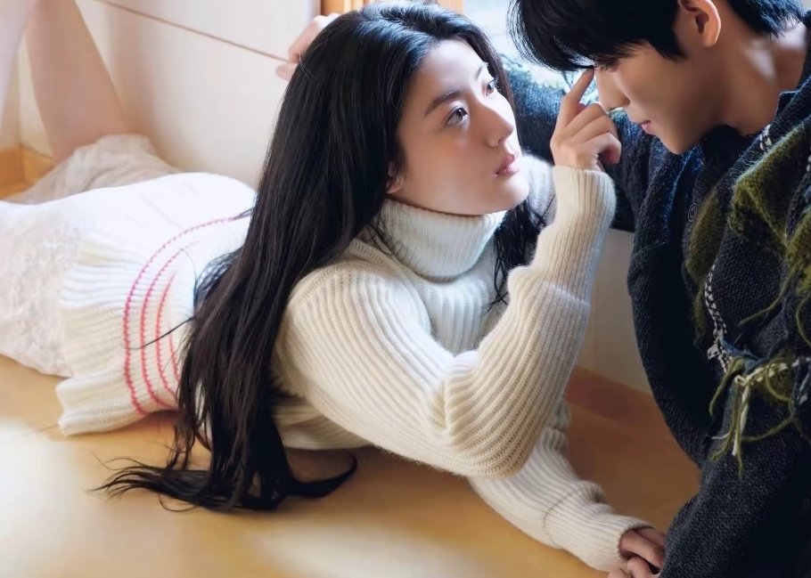 Favorite photoshoot 🫠

Next #ELLE yukkk bisa

#NamJiHyun
#MoonSangMin