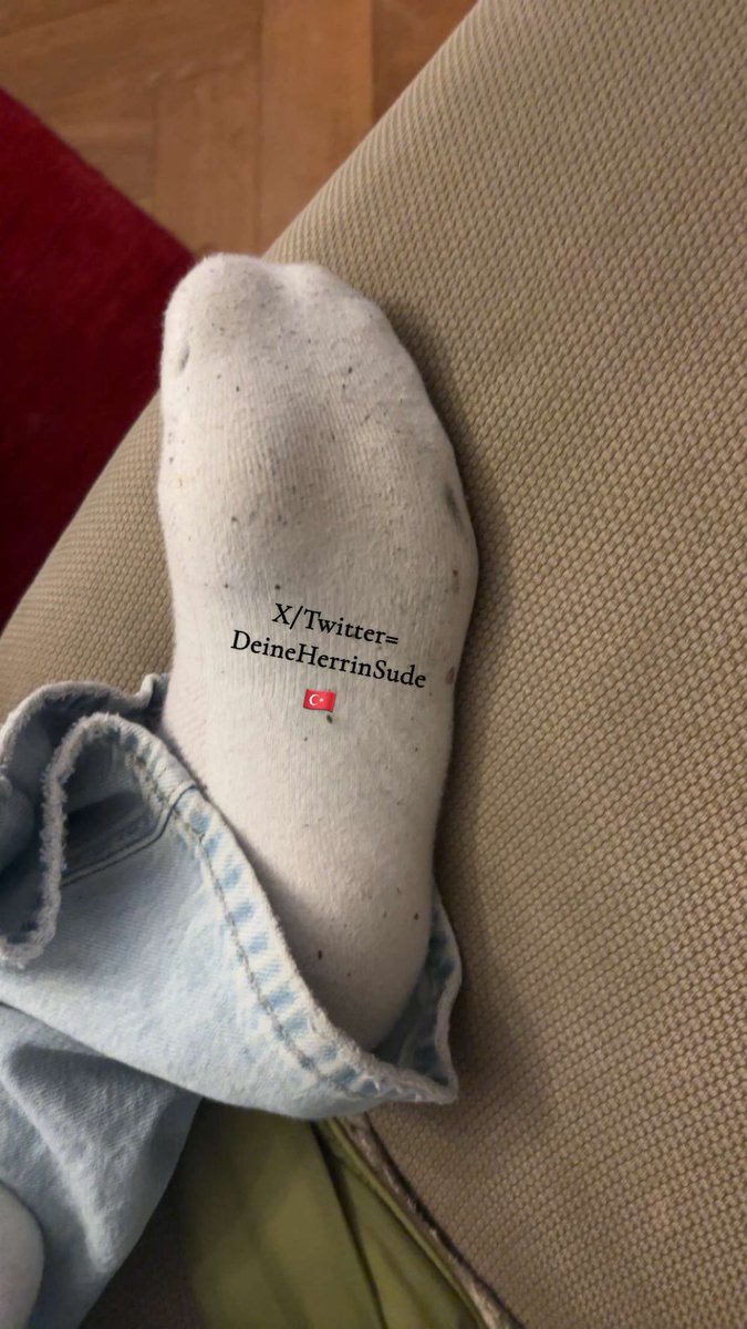 Ich will nicht nur christliche Köpeks.
Zu Ramadan will ich auch muslimische H*nde, die für MICH fasten. Beide Gruppen erbärmlich und sollten von mir umerzogen werden. 😌 
Betet Mommy in den Kommentaren an und drückt eurer eigentlichen Göttin ab!
#Herrin #Findom #Raceplay !!