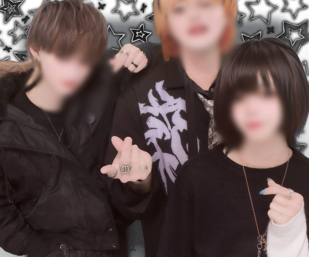 みろ tweet media