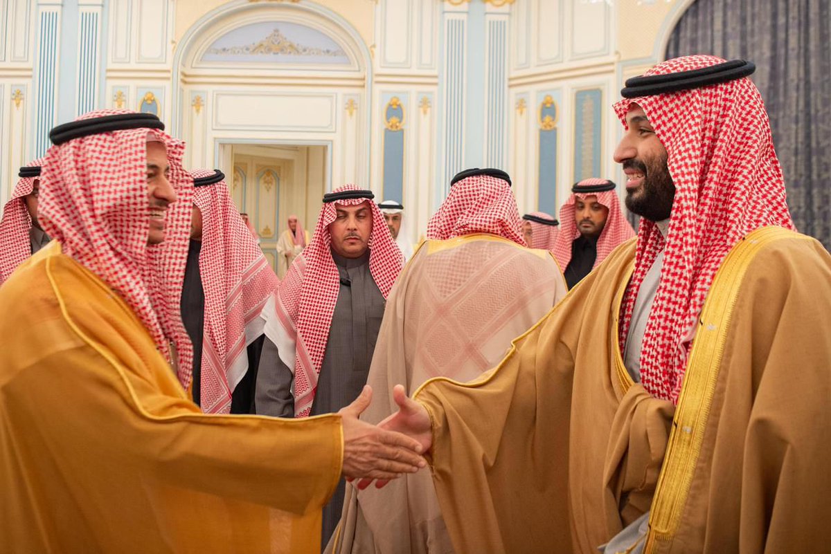 shareedahf's tweet photo. في استقبال سمو #ولي_العهد الأمير محمد بن سلمان - حفظه الله - لسماحة المفتي والأمراء والعلماء والوزراء وجمعاً من المواطنين، للتهنئة بحلول شهر رمضان المبارك.
تشرف الوجيه عبدالله صالح #الشريدة بالحضور والسلام على سموه.
حفظ الله الوطن وقيادته وشعبه وأدام نعمة المحبة والترابط. https://t.co/9utv8mMaRB