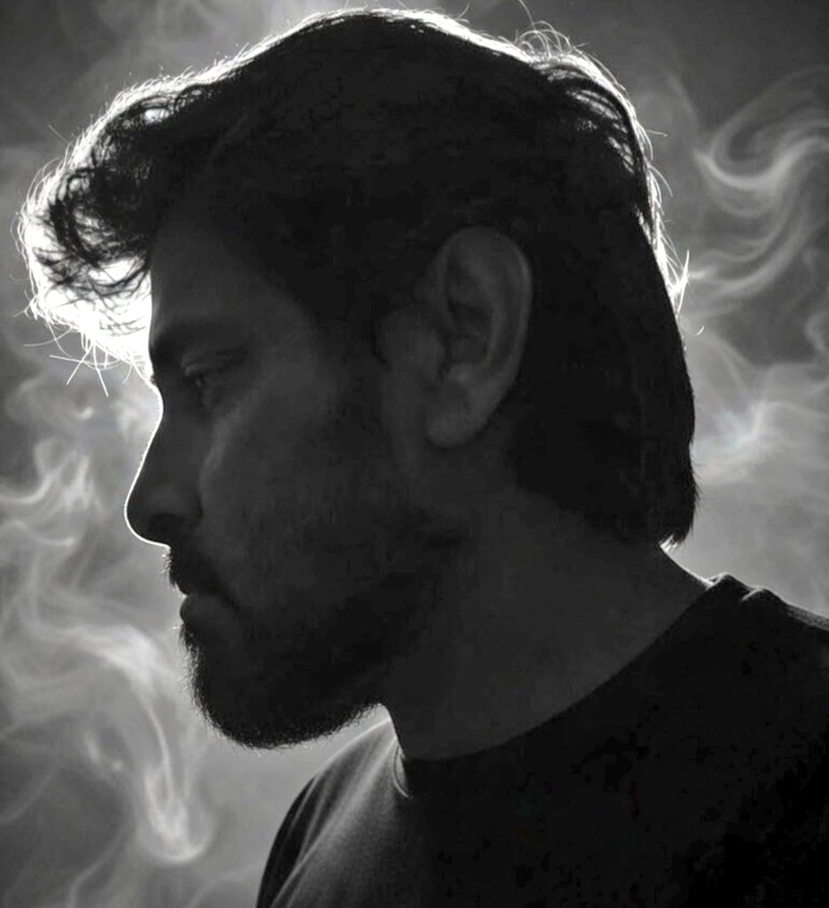 #ChiyaanVikram's Latest Post..🔥

"Sometimes silence is preparation.

I spent this year waiting for stories that moved me. Grateful to now begin four films, each very different, with directors I deeply admire.

I can't wait to share these journeys with you. அன்பன், சீயான்.."💥
