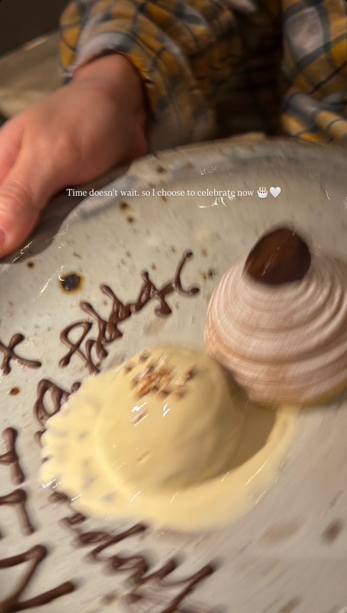 แงงงงงงง เตนล์ได้เบิร์ดเดย์กับเจ้กับน้อง 😭😭😭😭😭😭😭😭😭😭😭