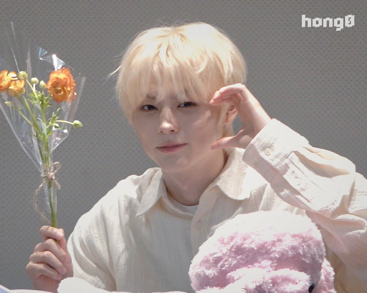 260214 사운드웨이브
🌼

#파우 #POW #홍 #HONG